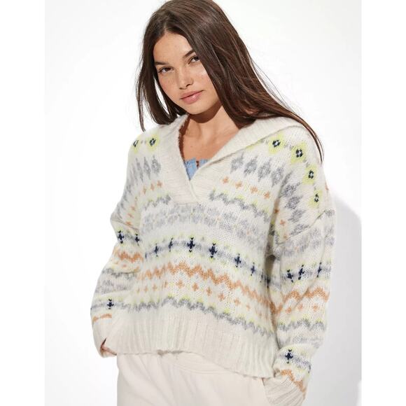 NWT American Eagle Women's Soft & Cozy Fair Isle Sweater Hoodie Multicolor SZ XS - Picture 3 of 12